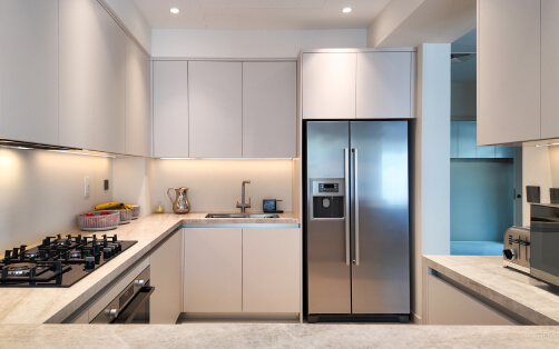 Neutral U-Shape Kitchen